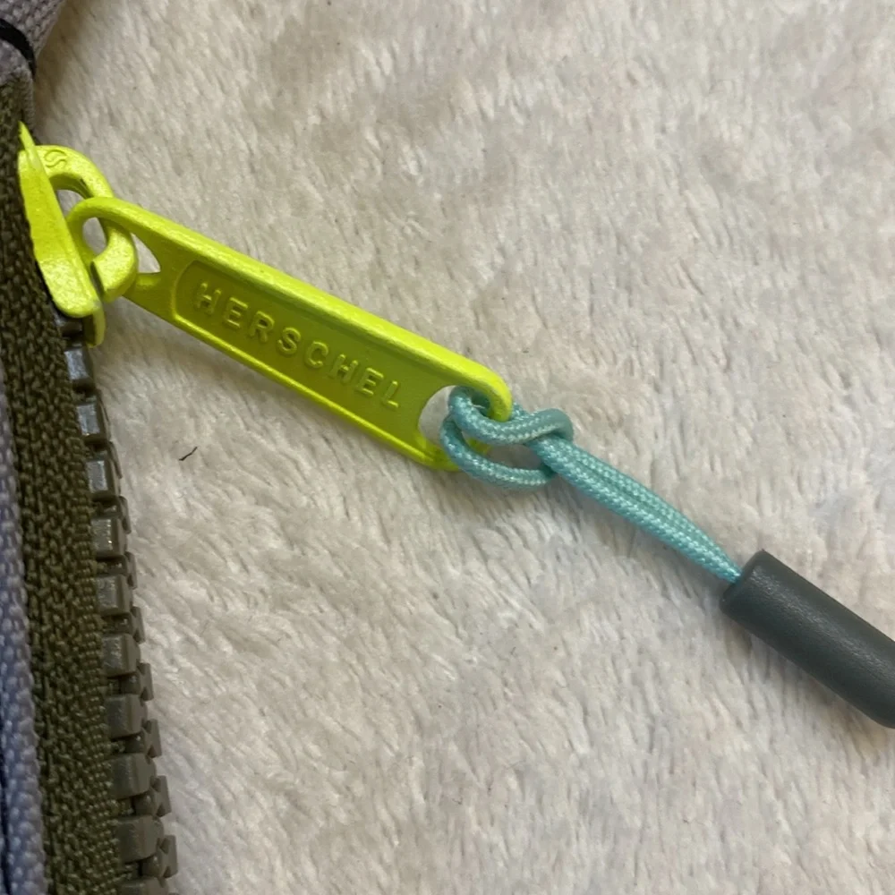 Herschel Supply gray zippered rugged pencil case bright yellow zipper NWOT